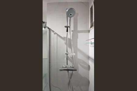 Apartamento à venda com 70m², 2 quartos e 2 vagas Apartamento à venda com 70m², 2 quartos e 2 vagasBanheiro