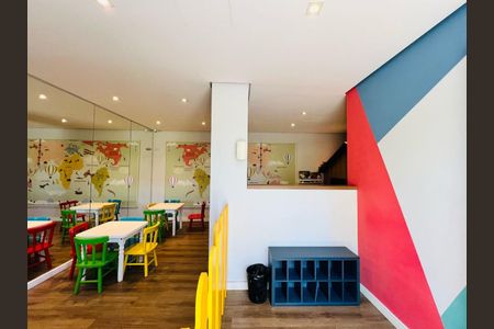 Apartamento à venda com 70m², 2 quartos e 2 vagas Apartamento à venda com 70m², 2 quartos e 2 vagasBrinquedoteca