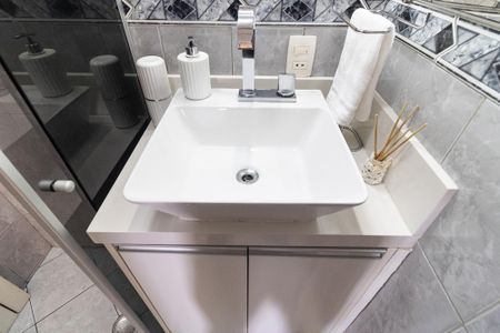 Apartamento à venda com 52m², 2 quartos e 2 vagasBanheiro