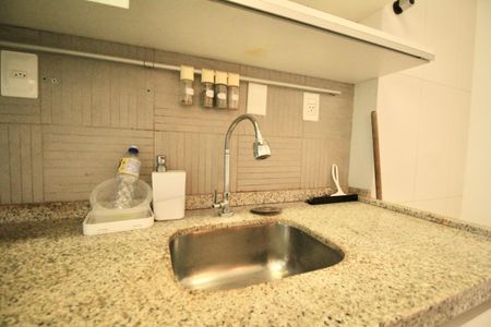 Apartamento para alugar com 93m², 2 quartos e 2 vagas Apartamento para alugar com 93m², 2 quartos e 2 vagasCozinha e Área de Serviço