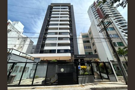Apartamento para alugar com 93m², 2 quartos e 2 vagas Apartamento para alugar com 93m², 2 quartos e 2 vagasFachada