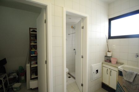 Apartamento para alugar com 93m², 2 quartos e 2 vagas Apartamento para alugar com 93m², 2 quartos e 2 vagasQuarto de Serviço