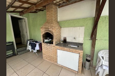 Casa à venda com 260m², 5 quartos e 4 vagasÁrea comum - Churrasqueira