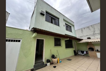 Casa à venda com 260m², 5 quartos e 4 vagasFachada casa 2