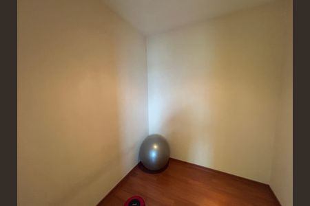 Casa à venda com 260m², 5 quartos e 4 vagasCloset da suíte
