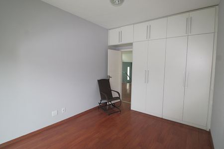 Casa à venda com 260m², 5 quartos e 4 vagasQuarto 1