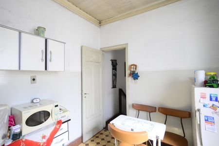 Casa à venda com 360m², 8 quartos e sem vaga Casa à venda com 360m², 8 quartos e sem vagaCasa 2 - Cozinha