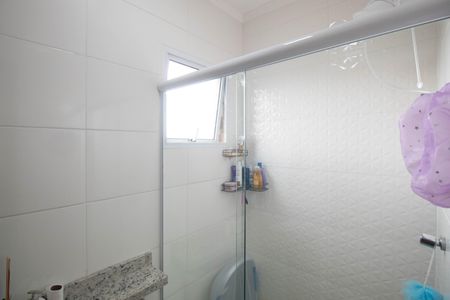 Casa à venda com 180m², 3 quartos e 3 vagasBanheiro da Suíte