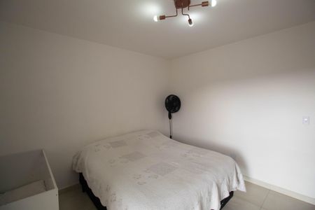 Casa à venda com 180m², 3 quartos e 3 vagasSuíte