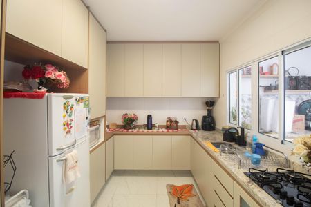 Casa à venda com 180m², 3 quartos e 3 vagasCozinha