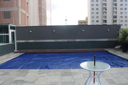 Apartamento à venda com 254m², 3 quartos e 6 vagasÁrea comum - Piscina