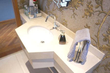 Apartamento à venda com 254m², 3 quartos e 6 vagasLavabo