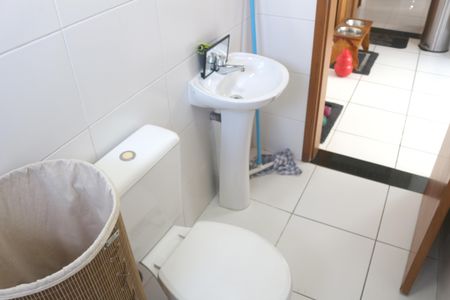 Apartamento à venda com 254m², 3 quartos e 6 vagasBanheiro Social