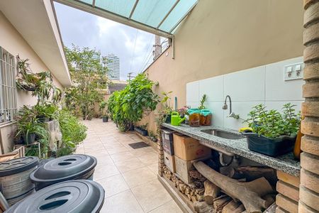 Casa à venda com 237m², 3 quartos e 2 vagasChurrasqueira