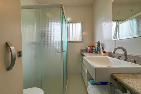 Casa à venda com 237m², 3 quartos e 2 vagasBanheiro