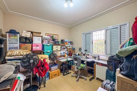 Casa à venda com 237m², 3 quartos e 2 vagasQuarto 1