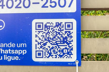 Casa à venda com 237m², 3 quartos e 2 vagasFachada e placa