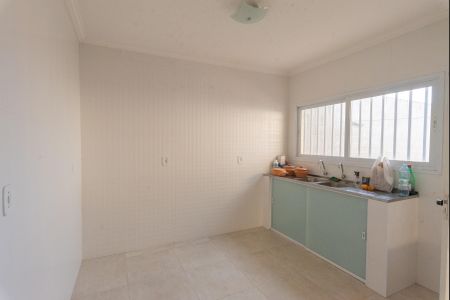 Casa à venda com 250m², 4 quartos e 2 vagas Casa à venda com 250m², 4 quartos e 2 vagasCozinha
