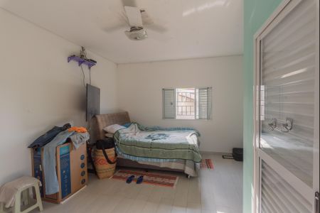 Casa à venda com 250m², 4 quartos e 2 vagas Casa à venda com 250m², 4 quartos e 2 vagasSuíte 1