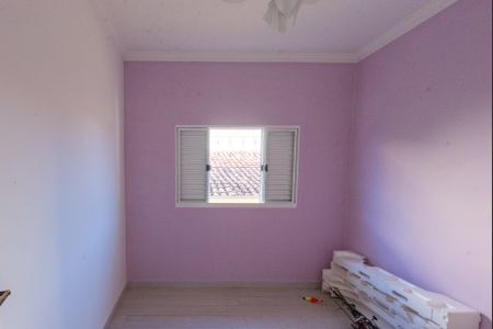 Casa à venda com 250m², 4 quartos e 2 vagas Casa à venda com 250m², 4 quartos e 2 vagasQuarto