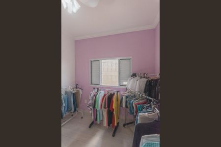 Casa à venda com 250m², 4 quartos e 2 vagas Casa à venda com 250m², 4 quartos e 2 vagasSuíte 2