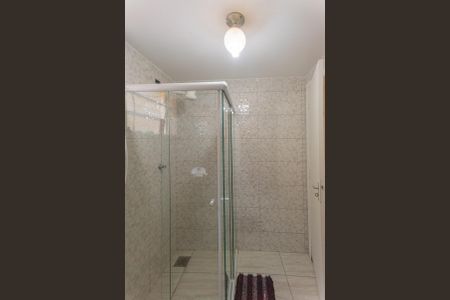 Casa à venda com 250m², 4 quartos e 2 vagas Casa à venda com 250m², 4 quartos e 2 vagasCasa 2- Banheiro