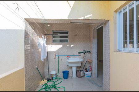 Casa à venda com 250m², 4 quartos e 2 vagas Casa à venda com 250m², 4 quartos e 2 vagasÁrea de Serviço