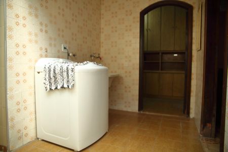 Casa à venda com 212m², 3 quartos e 2 vagasÁrea de Serviço