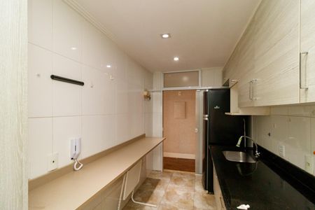 Apartamento à venda com 76m², 2 quartos e 2 vagas Apartamento à venda com 76m², 2 quartos e 2 vagasCozinha