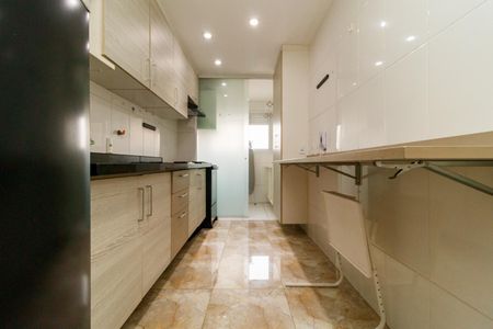 Apartamento à venda com 76m², 2 quartos e 2 vagas Apartamento à venda com 76m², 2 quartos e 2 vagasCozinha