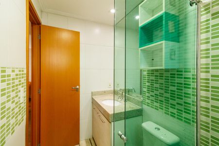 Apartamento à venda com 76m², 2 quartos e 2 vagas Apartamento à venda com 76m², 2 quartos e 2 vagasBanheiro