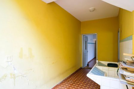 Casa à venda com 250m², 6 quartos e 2 vagasÁrea de serviço