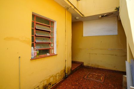 Casa à venda com 250m², 6 quartos e 2 vagasÁrea de serviço