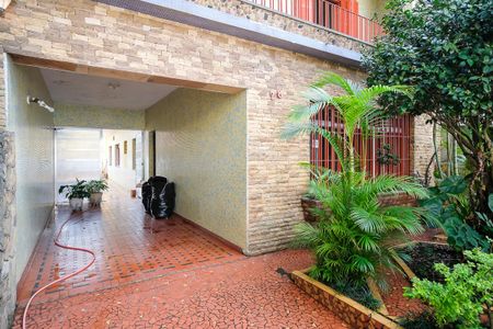 Casa à venda com 250m², 6 quartos e 2 vagasGaragem e quintal