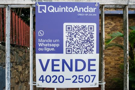 Casa à venda com 250m², 6 quartos e 2 vagasPlaca