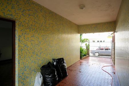 Casa à venda com 250m², 6 quartos e 2 vagasGaragem e quintal