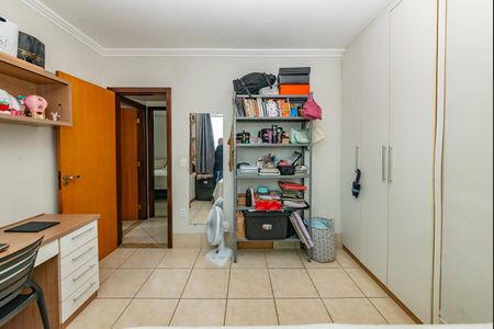 Apartamento à venda com 81m², 3 quartos e 1 vaga Apartamento à venda com 81m², 3 quartos e 1 vagaQuarto 2
