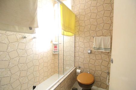 Casa de condomínio à venda com 207m², 7 quartos e 1 vagaBanheiro social