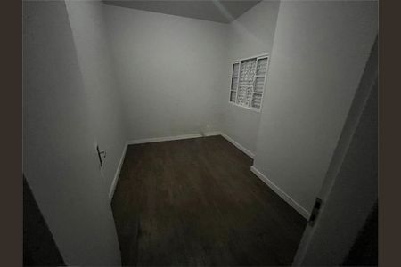 Casa à venda com 200m², 4 quartos e 2 vagas