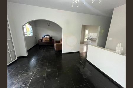 Casa à venda com 200m², 4 quartos e 2 vagas