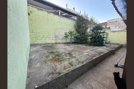 Casa à venda com 200m², 4 quartos e 2 vagas