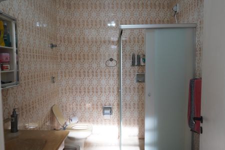 Casa à venda com 145m², 3 quartos e 1 vagaBanheiro