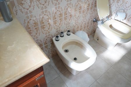 Casa à venda com 145m², 3 quartos e 1 vagaBanheiro