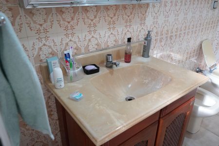 Casa à venda com 145m², 3 quartos e 1 vagaBanheiro