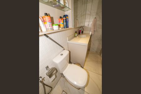 Apartamento à venda com 93m², 3 quartos e 2 vagasBanheiro
