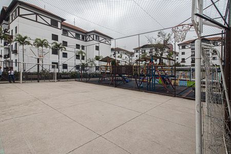 Apartamento à venda com 72m², 3 quartos e 1 vaga Apartamento à venda com 72m², 3 quartos e 1 vagaÁrea comum