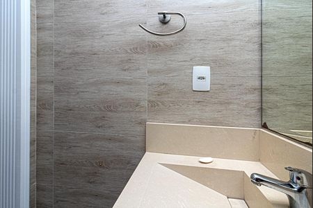 Apartamento à venda com 72m², 3 quartos e 1 vaga Apartamento à venda com 72m², 3 quartos e 1 vagaBanheiro Suíte