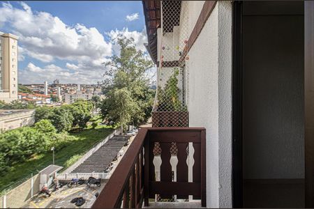 Apartamento à venda com 72m², 3 quartos e 1 vaga Apartamento à venda com 72m², 3 quartos e 1 vagaSacada