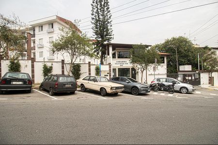 Apartamento à venda com 72m², 3 quartos e 1 vaga Apartamento à venda com 72m², 3 quartos e 1 vagaFachada