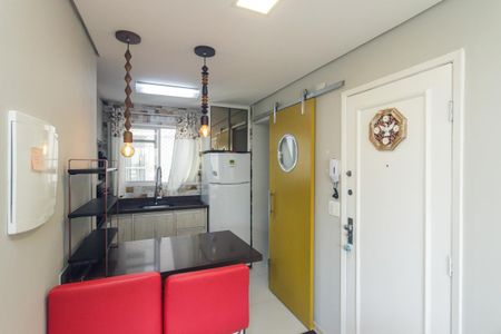 Apartamento à venda com 58m², 2 quartos e 2 vagas Apartamento à venda com 58m², 2 quartos e 2 vagasCozinha